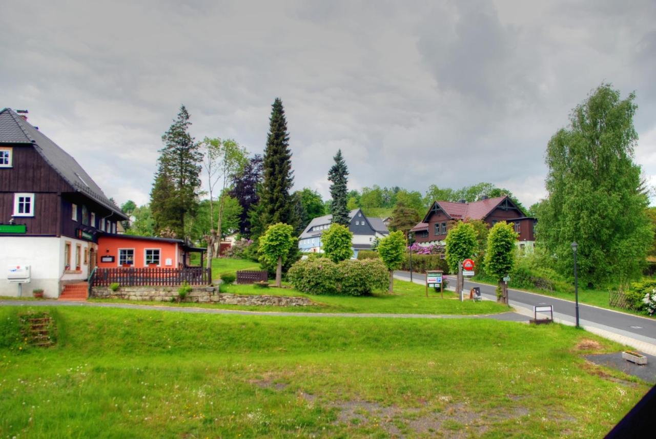 Pension & Cafe Abendroete Курорт Ойбин Стая снимка