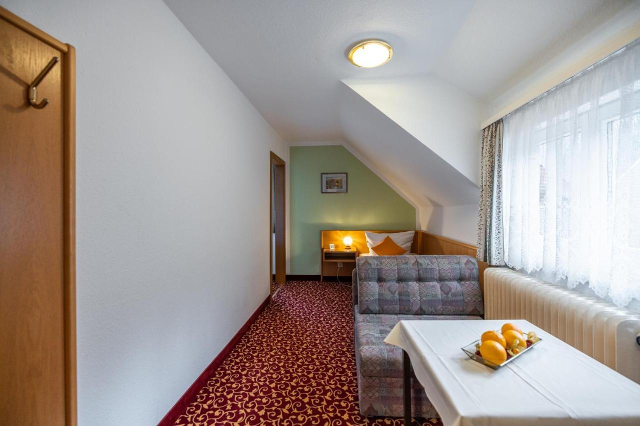 Pension & Cafe Abendroete Курорт Ойбин Екстериор снимка